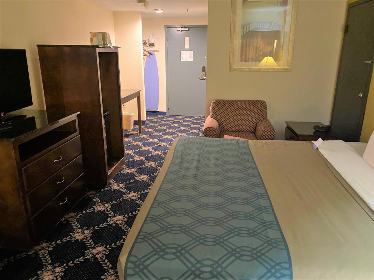 Rodeway Inn Sandston Oda fotoğraf