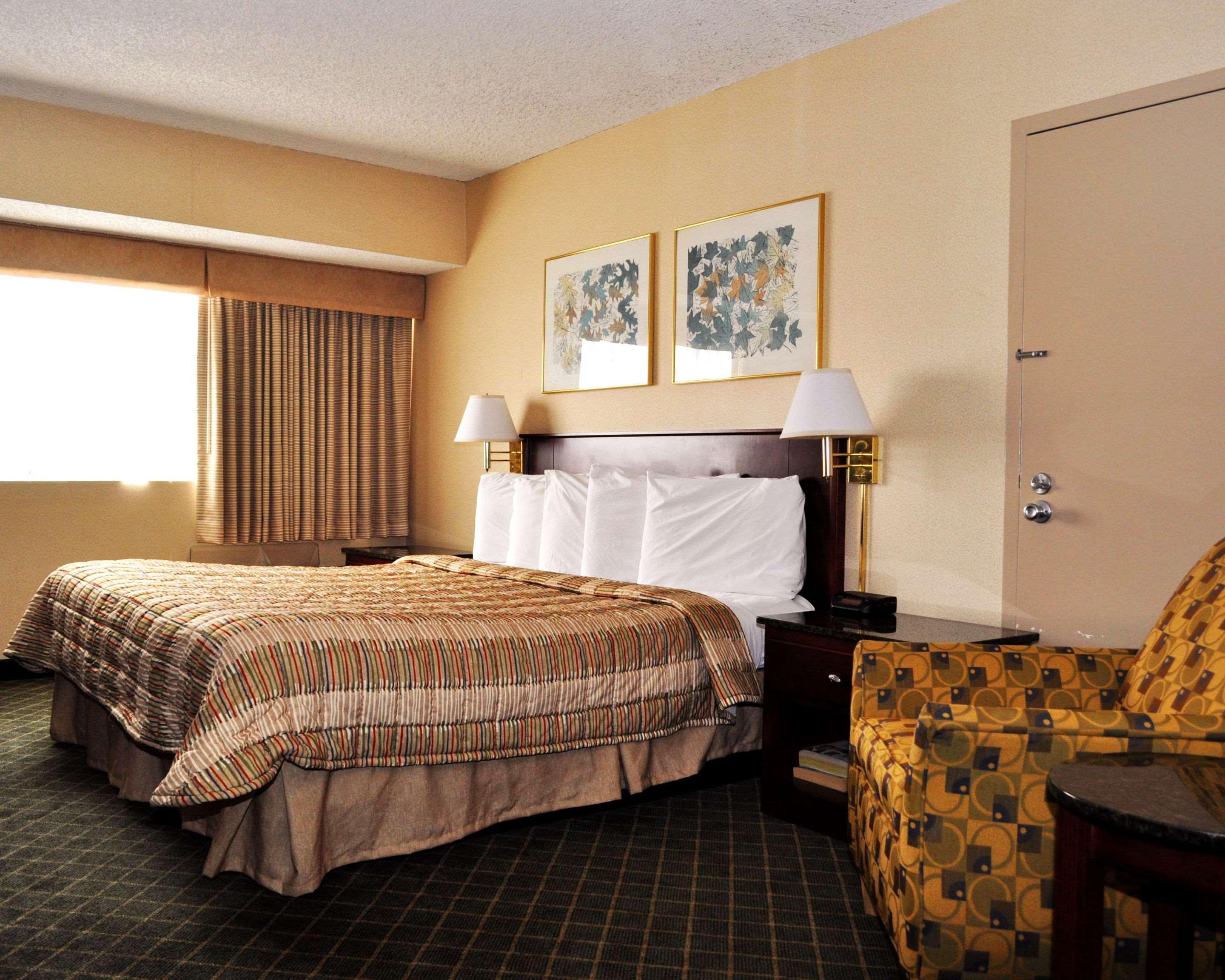 Rodeway Inn Sandston Dış mekan fotoğraf